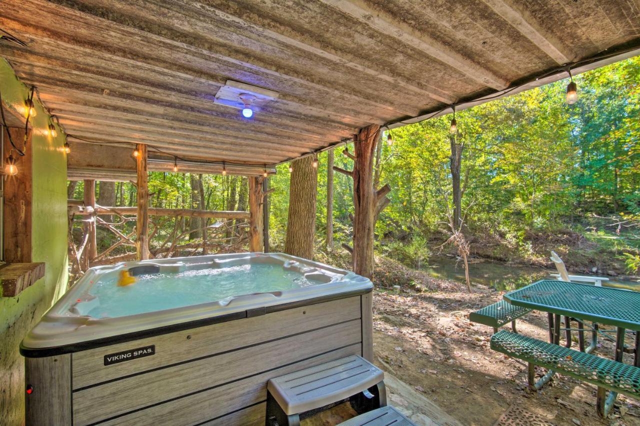 The Treehouse Cabin Creekside Home With Hot Tub! Summerville Eksteriør billede